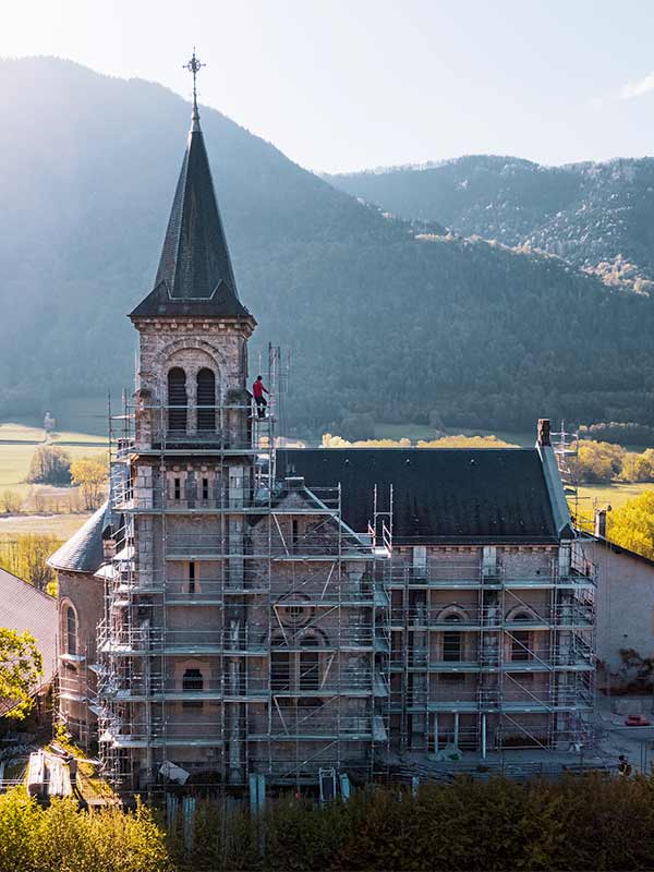 ÉCHAFAUDAGE - G.P.M ÉCHAFAUDAGE : Service de location et montage d’échafaudage à Chambéry … en Savoie, Haute Savoie et en Isère. GPM ÉCHAFAUDAGE
